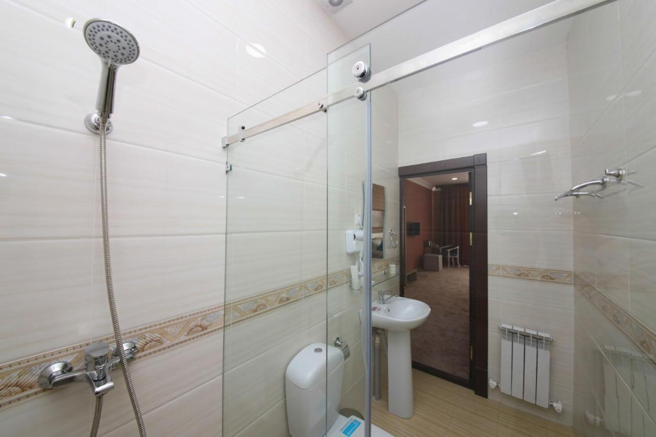 Globus Hotel - 塔什干全球商务宾馆 Teshabayguzar Esterno foto