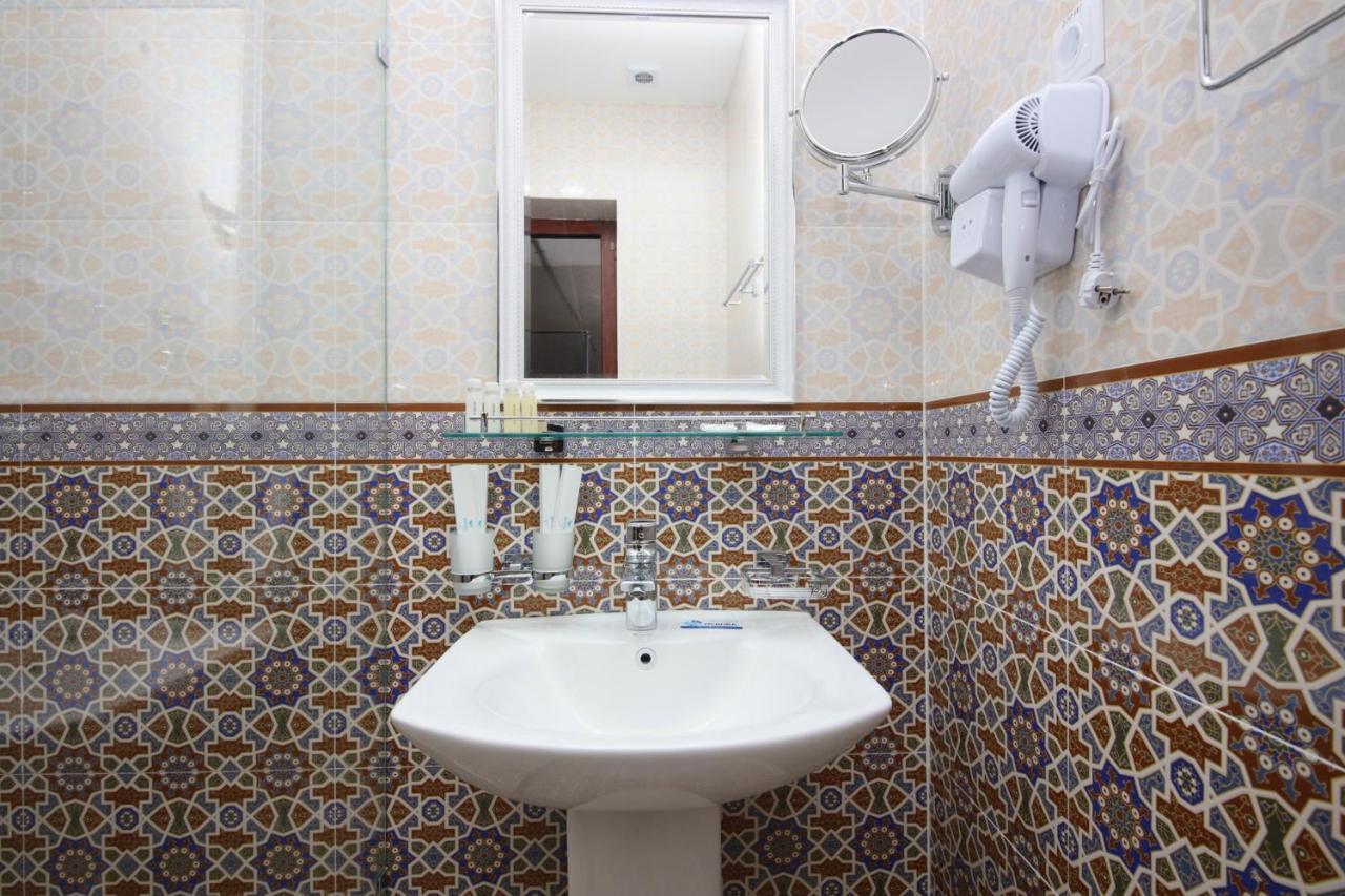 Globus Hotel - 塔什干全球商务宾馆 Teshabayguzar Esterno foto